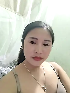 Snapshot of Mai4568 chatting on October 21, 2025, 1:12 pm Mai4568 online show from October 21, 2025, 1:12 pm