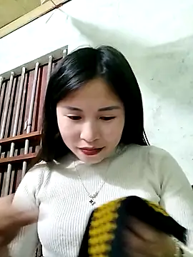 Snapshot of Mai4568 chatting on October 31, 2025, 1:45 pm Mai4568 online show from October 31, 2025, 1:45 pm