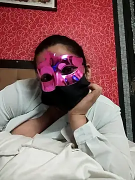 DomTheMom online show from September 24, 2025, 5:22 am