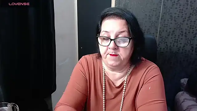 MissSanjanne online show from May 9, 2026, 7:52 pm