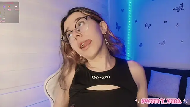 sweettvera online show from October 17, 2025, 10:51 am