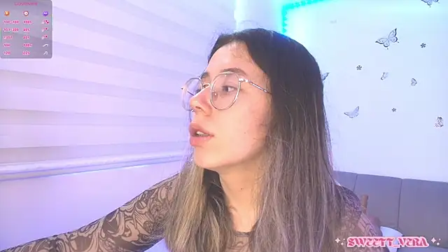 Snapshot of sweettvera chatting on July 1, 2026, 7:13 pm sweettvera online show from July 1, 2026, 7:13 pm