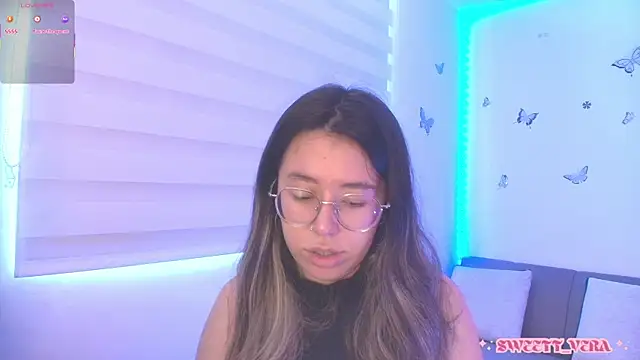 Snapshot of sweettvera chatting on August 4, 2026, 12:41 pm sweettvera online show from August 4, 2026, 12:41 pm