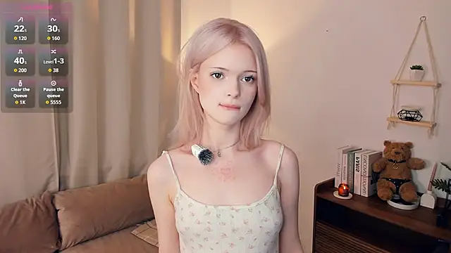 LaureMestler online show from February 13, 2026, 8:54 am