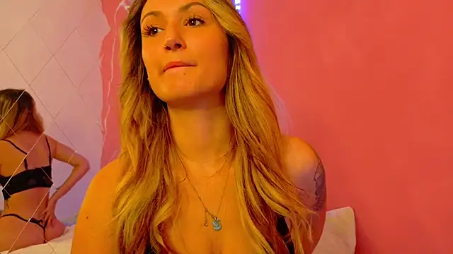 Snapshot of Anaayss_ chatting on October 10, 2025, 5:28 am Anaayss online show from October 10, 2025, 5:28 am