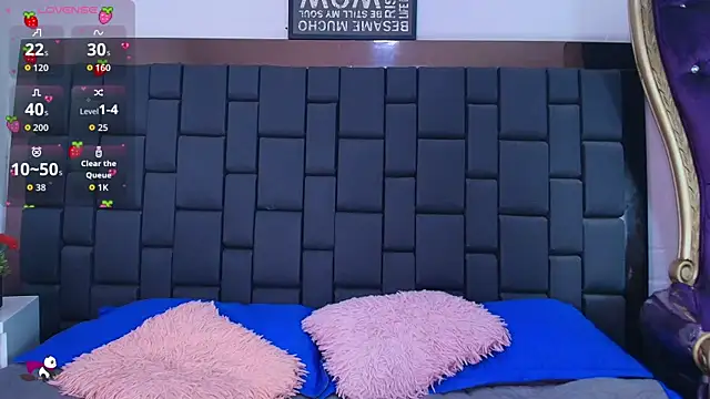 Snapshot of Krystal_Heartss chatting on October 20, 2025, 5:13 pm Krystal Heartss online show from October 20, 2025, 5:13 pm