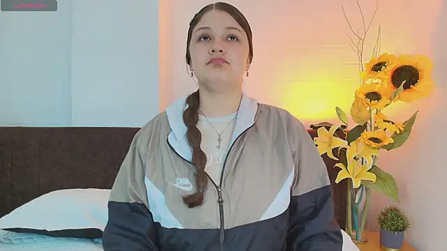 Krystal Heartss online show from March 20, 2026, 12:43 pm