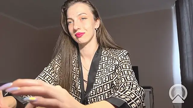 Snapshot of Prettyyy_Angel chatting on October 25, 2025, 10:45 am Prettyyy Angel online show from October 25, 2025, 10:45 am