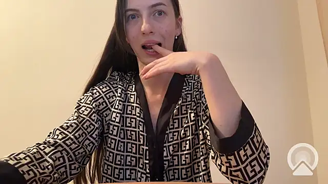 Prettyyy Angel online show from March 4, 2026, 6:47 pm