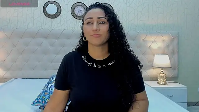 Snapshot of VaniaRose chatting on October 29, 2025, 1:02 pm VaniaRose online show from October 29, 2025, 1:02 pm