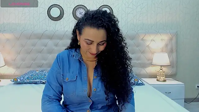 Snapshot of VaniaRose chatting on October 30, 2025, 1:12 pm VaniaRose online show from October 30, 2025, 1:12 pm