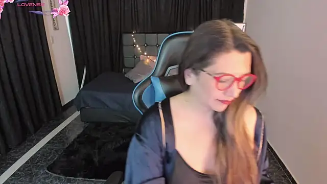 Hanna MA online show from October 24, 2025, 2:24 pm