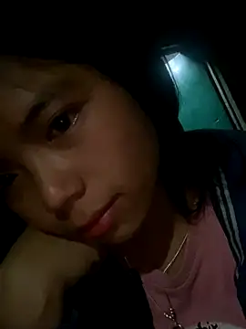 Snapshot of Suki_babyy chatting on November 11, 2025, 11:27 pm Suki babyy online show from November 11, 2025, 11:27 pm