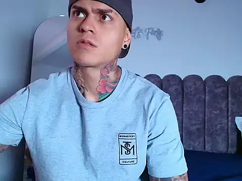 Marko Toro   online show from October 8, 2025, 8:17 pm