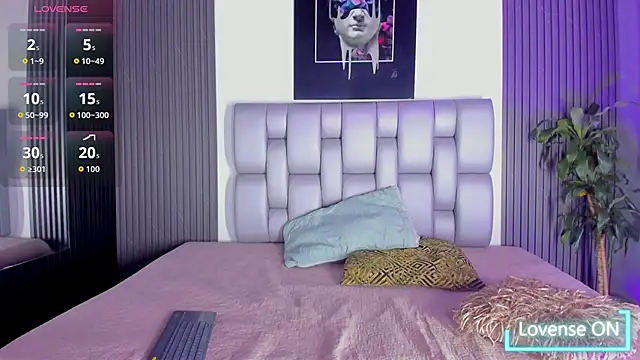 Ellis-Brown online show from October 21, 2025, 4:02 am