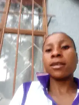 Snapshot of HotPetite_25 chatting on November 1, 2025, 11:56 am HotPetite 25 online show from November 1, 2025, 11:56 am