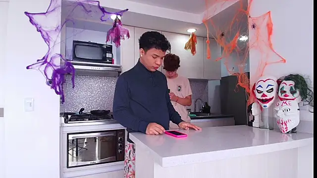 latin naughty boys online show from October 16, 2025, 1:56 pm