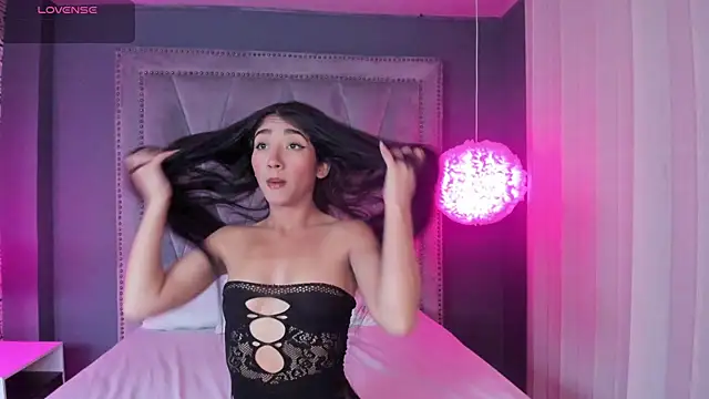 Mariana Kalo online show from October 8, 2025, 11:19 am