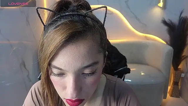 Snapshot of Skyler_Gracee_Tx chatting on October 25, 2025, 12:56 pm Skyler Gracee Tx online show from October 25, 2025, 12:56 pm