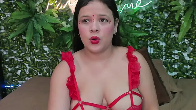 SofiaaBigBoobs online show from October 4, 2025, 12:25 pm