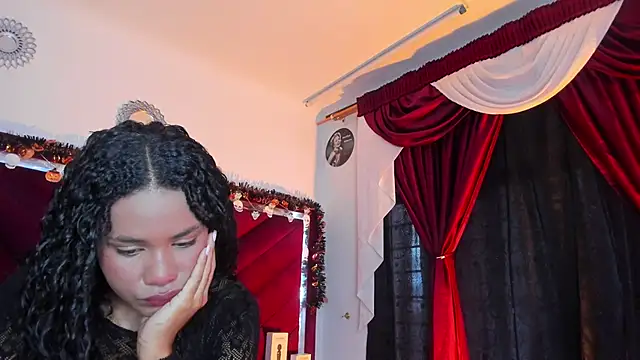 Snapshot of Jade_Thonson1 chatting on October 24, 2025, 7:43 pm Jade Thonson1 online show from October 24, 2025, 7:43 pm