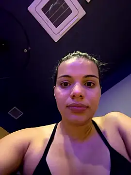 Anavalle online show from February 13, 2026, 5:42 pm