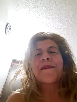 Snapshot of Abby-Blonde chatting on October 23, 2025, 8:46 am Abby-Blonde online show from October 23, 2025, 8:46 am