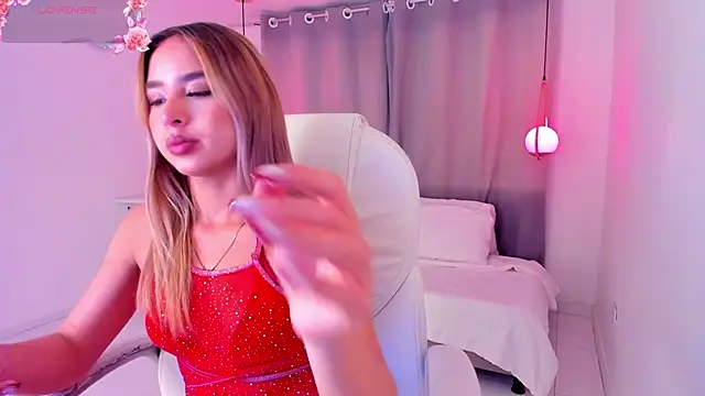 Snapshot of Nallah_ chatting on November 5, 2025, 4:45 am Nallah online show from November 5, 2025, 4:45 am