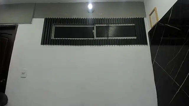 emperatris 23 online show from October 3, 2025, 11:51 am