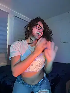 PrettyLia online show from March 16, 2026, 9:08 pm