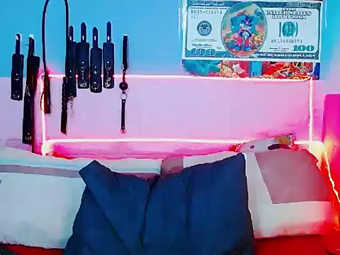 mylygrey online show from December 14, 2025, 7:51 pm