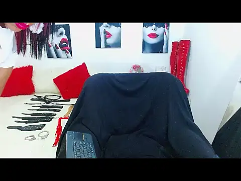 mylygrey online show from June 11, 2026, 2:53 am