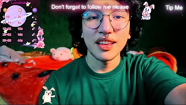 Snapshot of -BlueOpal- chatting on October 28, 2025, 7:49 pm -BlueOpal- online show from October 28, 2025, 7:49 pm