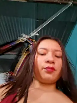 Snapshot of hot-mom22 chatting on October 21, 2025, 10:38 am hot-mom22 online show from October 21, 2025, 10:38 am