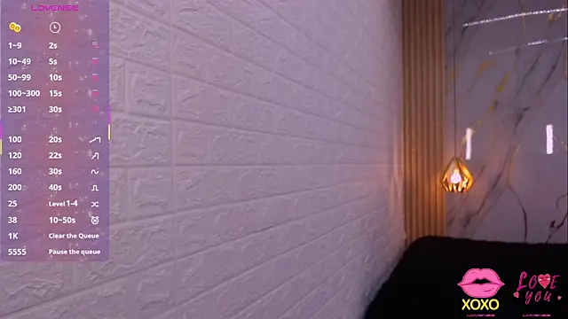 kat 96  online show from November 23, 2025, 6:52 pm