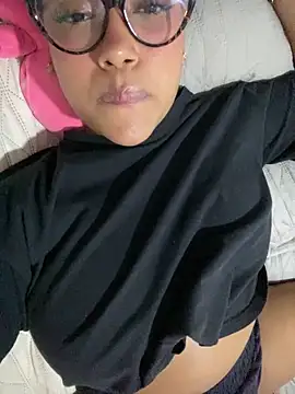 miiabrown18 online show from November 22, 2025, 3:38 am