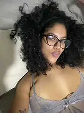 Snapshot of miiabrown18 chatting on May 26, 2026, 8:32 am miiabrown18 online show from May 26, 2026, 8:32 am