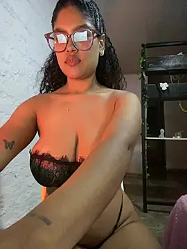 Snapshot of miiabrown18 chatting on June 14, 2026, 8:49 am miiabrown18 online show from June 14, 2026, 8:49 am