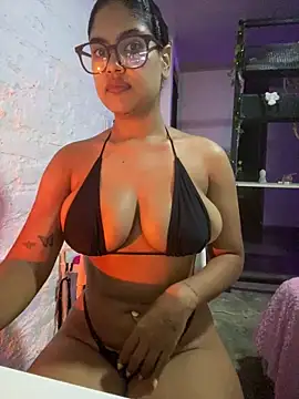 Snapshot of miiabrown18 chatting on June 15, 2026, 9:22 am miiabrown18 online show from June 15, 2026, 9:22 am