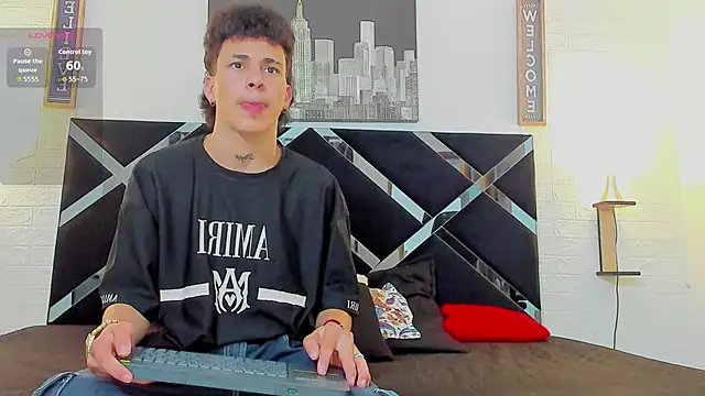 Snapshot of iammariano chatting on October 4, 2025, 3:37 am iammariano online show from October 4, 2025, 3:37 am