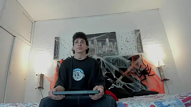 Snapshot of iammariano chatting on October 29, 2025, 5:53 am iammariano online show from October 29, 2025, 5:53 am