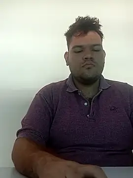 Snapshot of big_bearr chatting on September 24, 2025, 12:30 pm big bearr online show from September 24, 2025, 12:30 pm