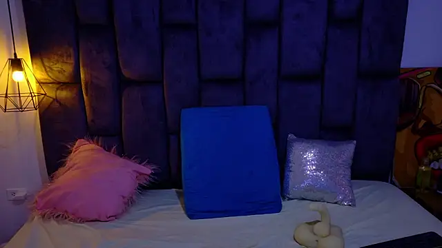 Snapshot of big_bearr chatting on October 22, 2025, 10:20 pm big bearr online show from October 22, 2025, 10:20 pm