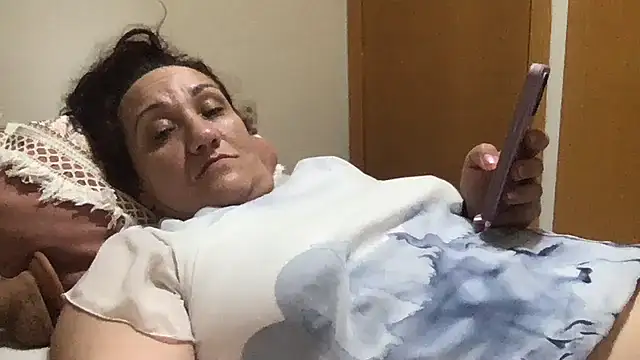 Snapshot of paula19800 chatting on October 14, 2025, 10:10 pm paula19800 online show from October 14, 2025, 10:10 pm