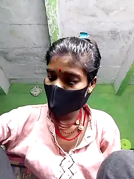 Snapshot of Cuty_kinjal chatting on September 24, 2025, 10:13 pm Cuty kinjal online show from September 24, 2025, 10:13 pm