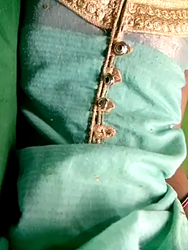 Snapshot of Cuty_kinjal chatting on September 29, 2025, 11:20 pm Cuty kinjal online show from September 29, 2025, 11:20 pm