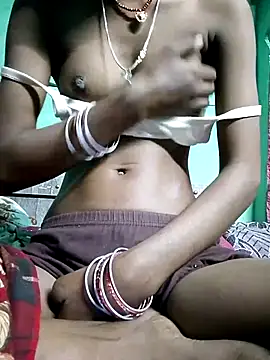 Snapshot of Cuty_kinjal chatting on November 7, 2025, 9:04 pm Cuty kinjal online show from November 7, 2025, 9:04 pm