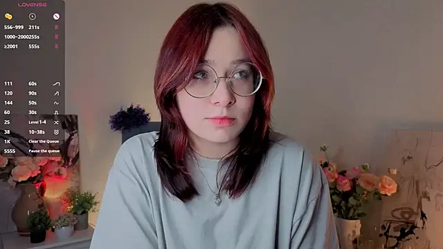 Snapshot of NyamNyamNyammm chatting on September 29, 2025, 2:11 pm NyamNyamNyammm online show from September 29, 2025, 2:11 pm