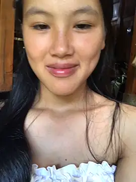 Snapshot of Mai_lovely chatting on September 28, 2025, 3:45 am Mai lovely online show from September 28, 2025, 3:45 am