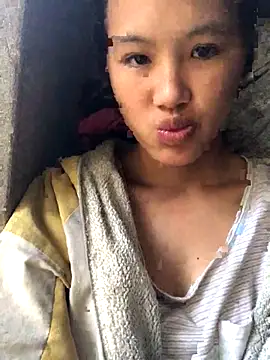 Snapshot of Mai_lovely chatting on September 30, 2025, 4:28 am Mai lovely online show from September 30, 2025, 4:28 am